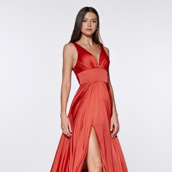 Dresses & Skirts - Red Satin V-Neck Prom Pageant Dress